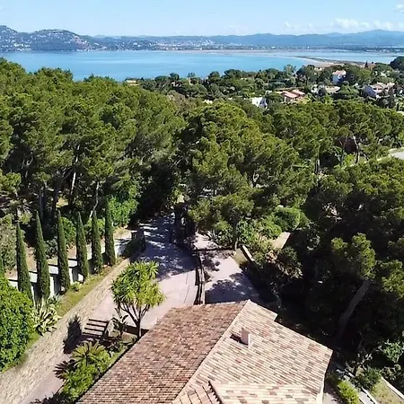 La Sarrazine - Port Du Niel - Vue Villa Hyères