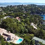 La Sarrazine - Port Du Niel - Vue Willa
