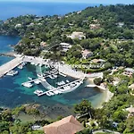 La Sarrazine - Port Du Niel - Vue * Hyères