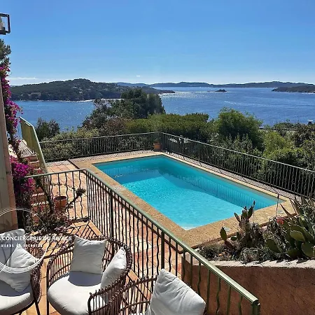 Вилла La Sarrazine - Port Du Niel - Vue