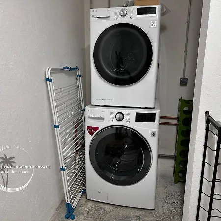 La Sarrazine - Port Du Niel - Vue * Йер