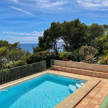 Villa La Sarrazine - Port Du Niel - Vue *