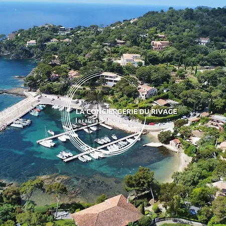 La Sarrazine - Port Du Niel - Vue * Єр